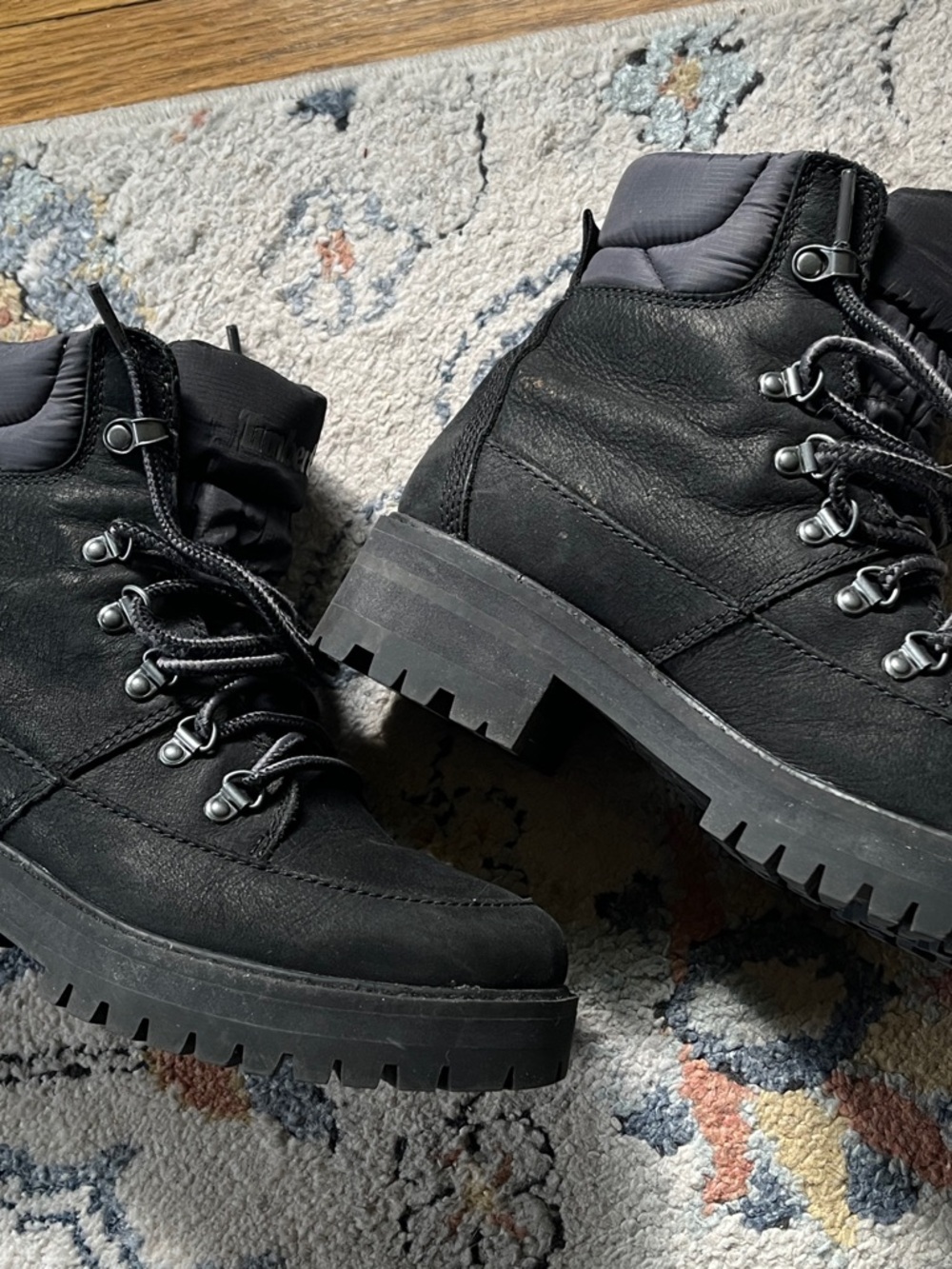 Timberland Women’s Black Lace-Up Chunky Lug Boots - Picture 2 of 14